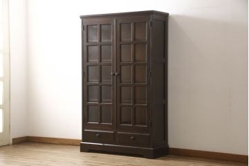 中古　北海道民芸家具　和洋どちらのお部屋にも馴染むブックケース(本箱、書棚、収納棚、キャビネット、飾り棚)(R-059008)