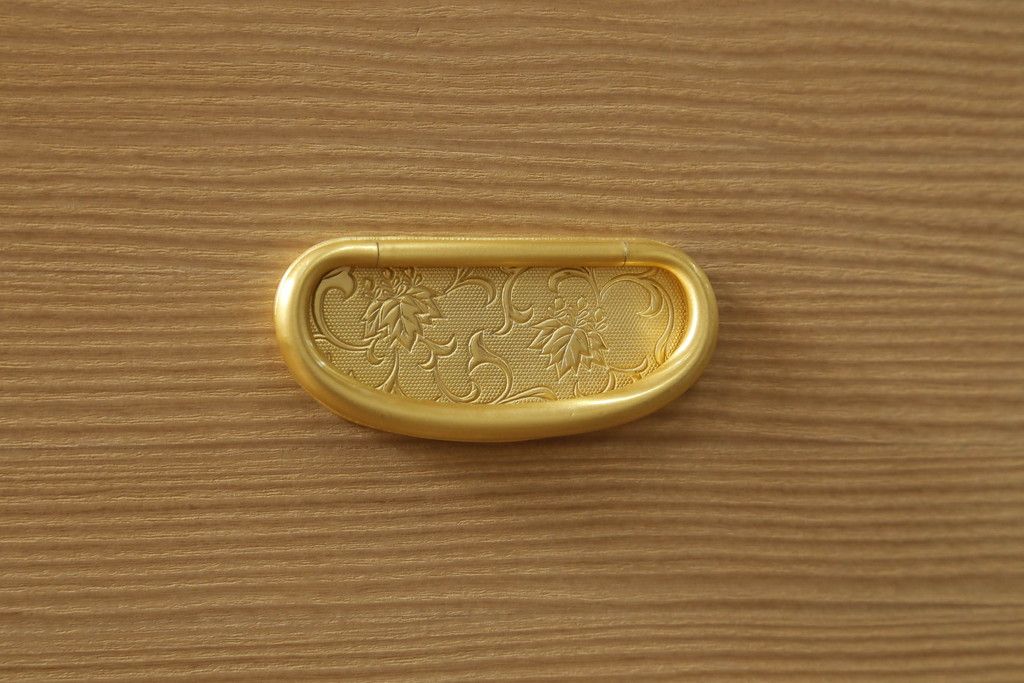 中古　広島・府中家具　松創(MATSUSO)　木匠・多々納邦男　銅丸　しっとりとした気品を漂わせる総桐着物箪笥　定価約200万円　(R-059012)