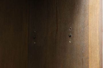 中古　神戸洋家具　永田良介商店　落ち着きのある佇まいが魅力的なサイドボード(サイドキャビネット、収納棚、戸棚、飾り棚、本箱、ブックケース)(R-059020)