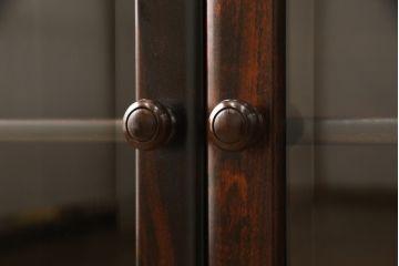 中古　北の匠　山室家具製作所　和モダンなお部屋づくりにオススメのサイドボード(キャビネット、収納棚、戸棚、食器棚)(R-059042)