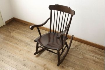 中古　美品　松本民芸家具　51B型　くつろぎの時間にオススメのロッキングチェア(定価約16万円)(アームチェア、揺り椅子、板座チェア)(R-059047)