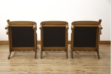 中古　美品　特注品　希少な本革　飛騨産業　キツツキ　穂高シリーズ　クラシカルな佇まいが魅力的なレザー3人掛けソファ(三人掛け、3P、アームソファ)(R-059056)