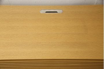 中古　美品　IDC大塚家具　松永工房　NINE(ナイン)　金属製の脚と木製の組み合わせがおしゃれな雰囲気を高めるテレビボード(テレビ台、ローボード、AVボード、リビングボード)(定価約34万5千円)(R-059059)