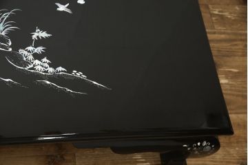 中古　アジア　民芸家具　華やかな螺鈿細工が美しい座卓(定価約60万円)(センターテーブル、ローテーブル)(R-059060)