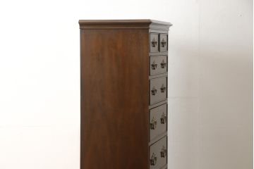 中古　美品　DREXEL HERITAGE(ドレクセルヘリテイジ)　シックな色合いがクラシカルな雰囲気を醸し出す縦型チェスト(ランジェリーチェスト、引き出し)(R-059065)