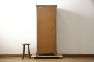 中古　美品　DREXEL HERITAGE(ドレクセルヘリテイジ)　シックな色合いがクラシカルな雰囲気を醸し出す縦型チェスト(ランジェリーチェスト、引き出し)(R-059065)