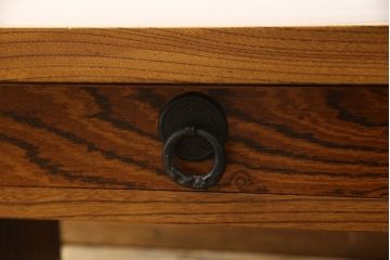 中古　岩谷堂箪笥　南部鉄器金具と漆が和の雰囲気を盛り立てる文机(定価約20万円)(座机、ローテーブル、デスク、在宅ワーク、在宅用)(R-059066)
