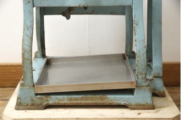 ジャンク品　アンティーク雑貨　現状品　日立製作所　TRADE MARK Swan　カラフルで可愛らしいデザインが魅力的な電動式かき氷機(氷削機、ディスプレイ)(R-059067)