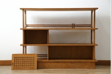 中古　屋久杉(突き板)　美しい杢目と素材の風合いを楽しめる飾り棚(茶箪笥、茶棚、違い棚、飾り棚)(R-059077)