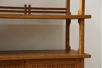 中古　屋久杉(突き板)　美しい杢目と素材の風合いを楽しめる飾り棚(茶箪笥、茶棚、違い棚、飾り棚)(R-059077)