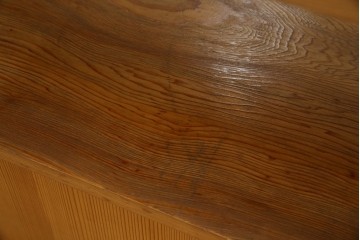 中古　屋久杉(突き板)　美しい杢目と素材の風合いを楽しめる飾り棚(茶箪笥、茶棚、違い棚、飾り棚)(R-059077)