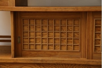 中古　屋久杉(突き板)　美しい杢目と素材の風合いを楽しめる飾り棚(茶箪笥、茶棚、違い棚、飾り棚)(R-059077)