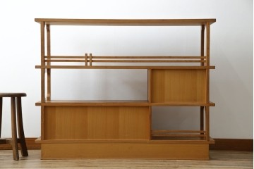 中古　屋久杉(突き板)　美しい杢目と素材の風合いを楽しめる飾り棚(茶箪笥、茶棚、違い棚、飾り棚)(R-059077)