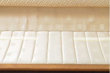 和製ヴィンテージ　美品　CONDE HOUSE(カンディハウス)　Hock(ホック)ブランド　BOLS(ボルス)シリーズ　ナチュラルテイストの空間づくりに活躍する3人掛けソファ(3Pソファ、三人掛けソファ、ビンテージ)(R-059083)