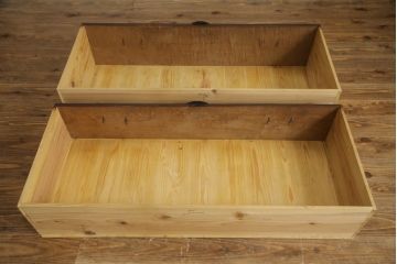 和製アンティーク　美品　前面栗材　趣あふれる佇まいが魅力的な米沢箪笥・下段(和タンス、時代箪笥、衣装たんす、収納箪笥、引き出し)(R-059102)