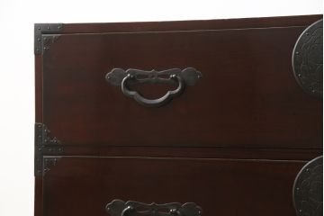 和製アンティーク　美品　前面栗材　趣あふれる佇まいが魅力的な米沢箪笥・下段(和タンス、時代箪笥、衣装たんす、収納箪笥、引き出し)(R-059102)