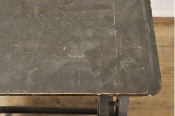 和製アンティーク　落合製作所　昔懐かしい!古い質感が趣溢れる折畳式勉強机(折り畳み式、デスク、つくえ、子供用チェア、ディスプレイ台)(R-059106)