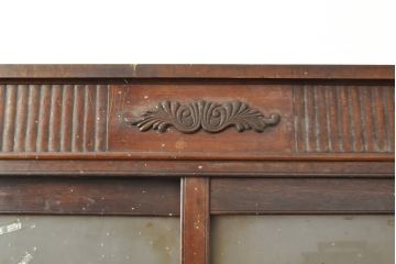 和製アンティーク　大正ロマン　ノスタルジックな雰囲気香る重ね戸棚(収納棚、キャビネット、サイドボード、店舗什器、食器棚)(R-059107)