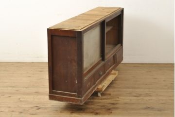 和製アンティーク　大正ロマン　ノスタルジックな雰囲気香る戸棚(収納棚、キャビネット、サイドボード、店舗什器、リビングボード)(R-059109)