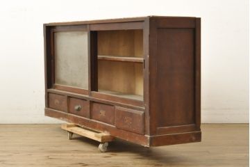 和製アンティーク　大正ロマン　ノスタルジックな雰囲気香る戸棚(収納棚、キャビネット、サイドボード、店舗什器、リビングボード)(R-059109)