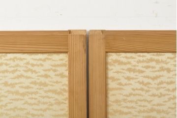 アンティーク建具　鶴と松の彫刻がなんとも風情がある板戸4枚セット(帯戸、引き戸、建具)(R-059118)