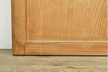 アンティーク建具　鶴と松の彫刻がなんとも風情がある板戸4枚セット(帯戸、引き戸、建具)(R-059118)