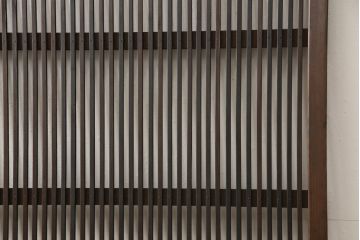 アンティーク建具　当店オリジナルガラス　色ガラスがアクセントの大正ロマンに合う格子戸1枚(ガラス帯戸、引き戸、建具)(R-059133)