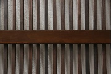 アンティーク建具　当店オリジナルガラス　色ガラスがアクセントの大正ロマンに合う格子戸1枚(ガラス帯戸、引き戸、建具)(R-059133)