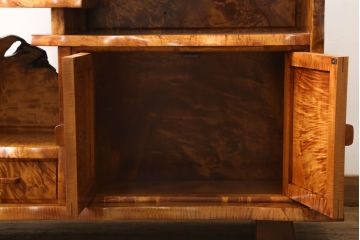激レア!　希少品　中古　超美品　職人手造り家具　栃の木　縮杢　総無垢材　上質な和の空間づくりに取り入れたい飾り棚(定価推定 約100〜150万円)(違い棚、茶棚、戸棚、収納棚)(R-059139)