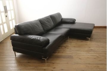 中古　美品　イタリア　ケルビン・ジョルマーニ(KELVIN GIORMANI)　本革　シンプルで洗練されたデザインが格好良いカウチソファ(定価約45万円)(レザーソファ、3人掛けソファ、三人掛け)(R-059144)