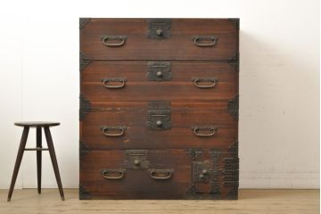 アンティーク家具　上手物!　金具の立派な総桐関東衣装箪笥(時代箪笥、和タンス、重ね箪笥、引き出し)(R-059157)