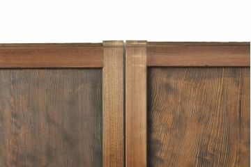 アンティーク建具　浮造り　杉材　一枚板　浮き上がるくっきりとした木目が美しい障子帯戸2枚セット(板戸、引き戸、建具)(R-059158)