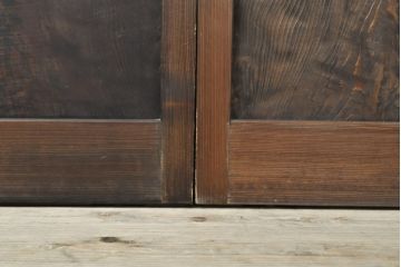 アンティーク建具　浮造り　杉材　一枚板　浮き上がるくっきりとした木目が美しい障子帯戸2枚セット(板戸、引き戸、建具)(R-059158)