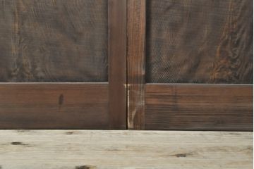 アンティーク建具　浮造り　杉材　一枚板　浮き上がるくっきりとした木目が美しい障子帯戸2枚セット(板戸、引き戸、建具)(R-059158)