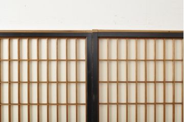 アンティーク建具　腰板欅(ケヤキ)材　木色のコントラストが凛とした雰囲気を醸し出す障子戸4枚セット(引き戸、建具)(R-059160)