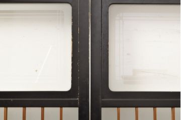 アンティーク建具　腰板欅(ケヤキ)材　上質な和を演出してくれる格子ガラス戸4枚セット(引き戸、建具)(R-059161)