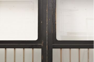 アンティーク建具　腰板欅(ケヤキ)材　上質な和を演出してくれる格子ガラス戸4枚セット(引き戸、建具)(R-059161)