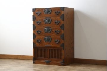 中古　美品　岩谷堂箪笥　ハッキリとした木目が目を引く縦型チェスト(和タンス、衣装箪笥、引き出し)(R-059165)