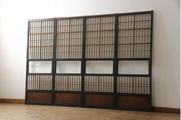 アンティーク建具　腰板欅(ケヤキ)材　上質な和を演出してくれる格子ガラス戸4枚セット(引き戸、建具)(R-059166)
