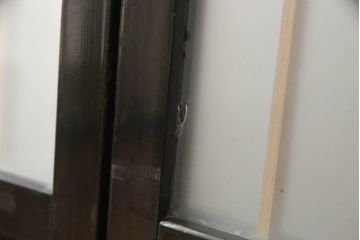 アンティーク建具　腰板欅(ケヤキ)材　上質な和を演出してくれる格子ガラス戸4枚セット(引き戸、建具)(R-059166)