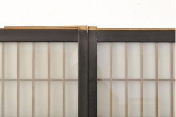 アンティーク建具　腰板欅(ケヤキ)材　上質な和を演出してくれる格子ガラス戸4枚セット(引き戸、建具)(R-059166)