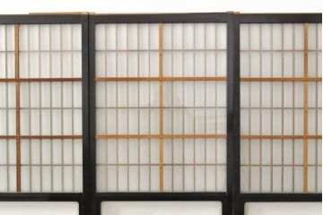 アンティーク建具　腰板欅(ケヤキ)材　上質な和を演出してくれる格子ガラス戸4枚セット(引き戸、建具)(R-059166)