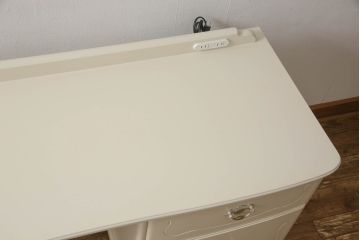 中古　松永工房　カンティーニュシリーズ　ガーリースタイルの空間づくりに活躍するデスク+チェアセット(定価約45万円)(R-059178)