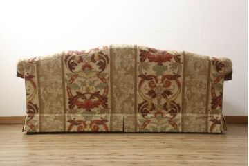 中古　美品　DREXEL HERITAGE(ドレクセルヘリテイジ)　880S　重厚でクラシカルな雰囲気が魅力的なキャメルバック2.5人掛けソファ(2人掛けソファ、3人掛けソファ、2P、3P)(定価約70万円)(R-059179)