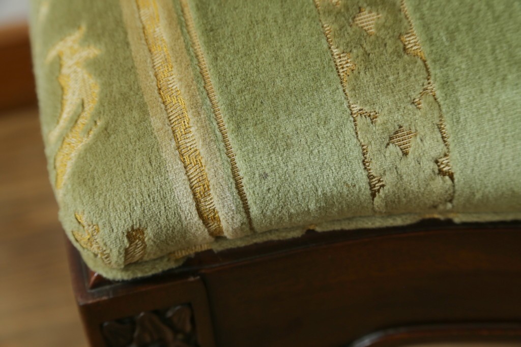 中古　美品　アメリカ　トラディショナルセンチュリー　品のある佇まいが美しいダイニングチェア2脚セット　2脚定価 約60万円　(R-059182)