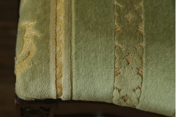 中古　美品　アメリカ　トラディショナルセンチュリー　品のある佇まいが美しいダイニングチェア2脚セット　2脚定価 約60万円　(R-059182)