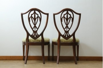中古　美品　アメリカ　トラディショナルセンチュリー　品のある佇まいが美しいダイニングチェア2脚セット　2脚定価 約60万円　(R-059182)