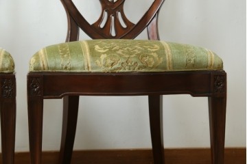 中古　美品　アメリカ　トラディショナルセンチュリー　品のある佇まいが美しいダイニングチェア2脚セット　2脚定価 約60万円　(R-059183)