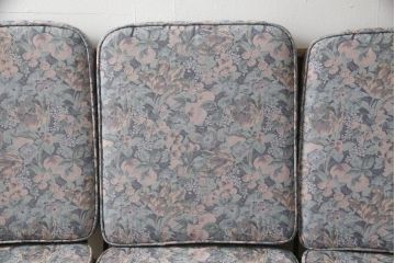 中古　美品　ERCOL(アーコール)　パステルカラーの花柄ファブリックが上品な3人掛けソファ(アームソファ、3Pソファ、三人掛け、英国、北欧)(R-059184)