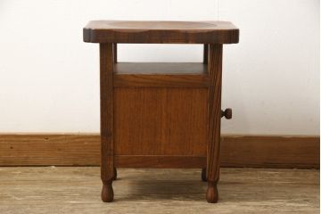 中古　美品　国産工芸家具　総栗材　小物収納ができる漆塗りの引き出し付きスツール(小引き出し、サイドテーブル、椅子、イス、板座チェア)(R-059188)